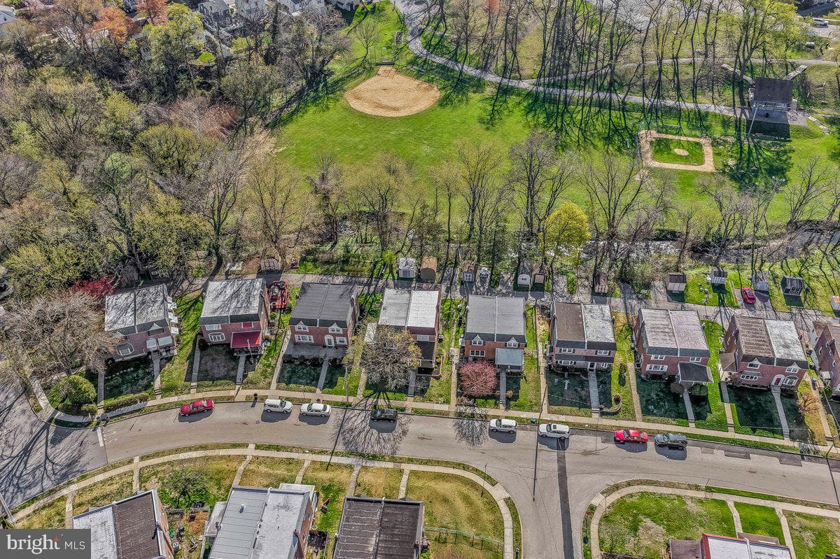 114 Lakeview Drive photo 31