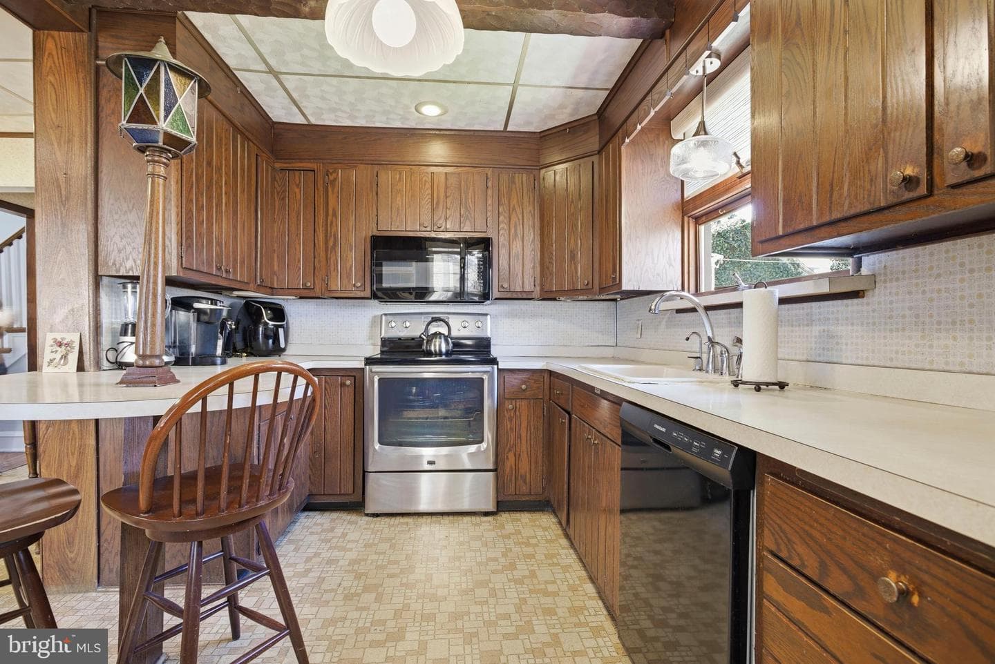 632 Mason Avenue photo 14