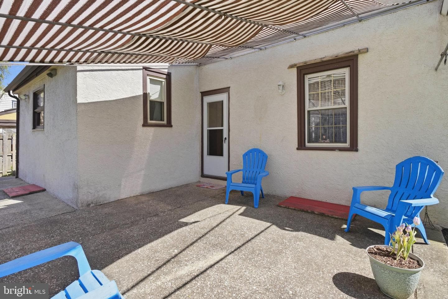 632 Mason Avenue photo 26