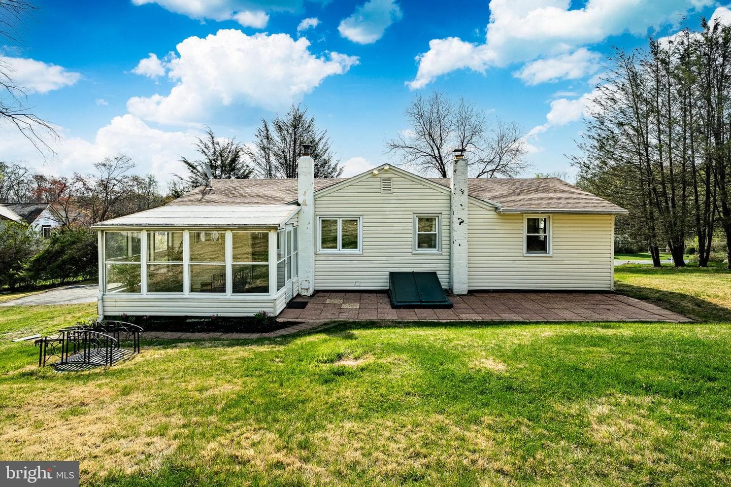 3119 Laughead photo 34