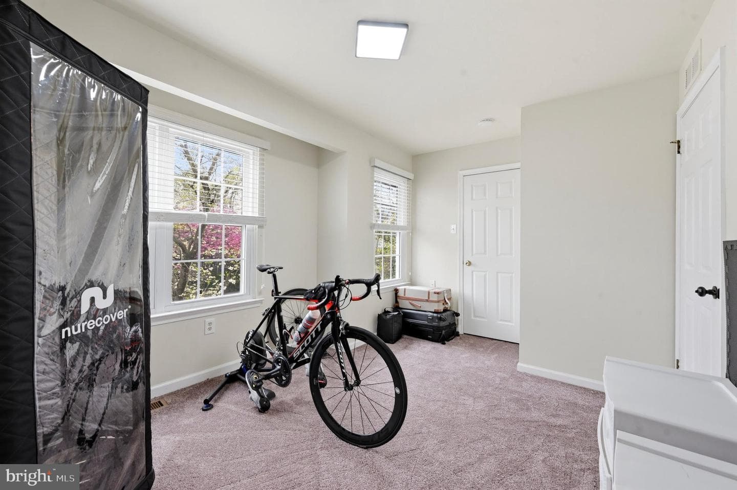 150 Nottingham Court photo 11