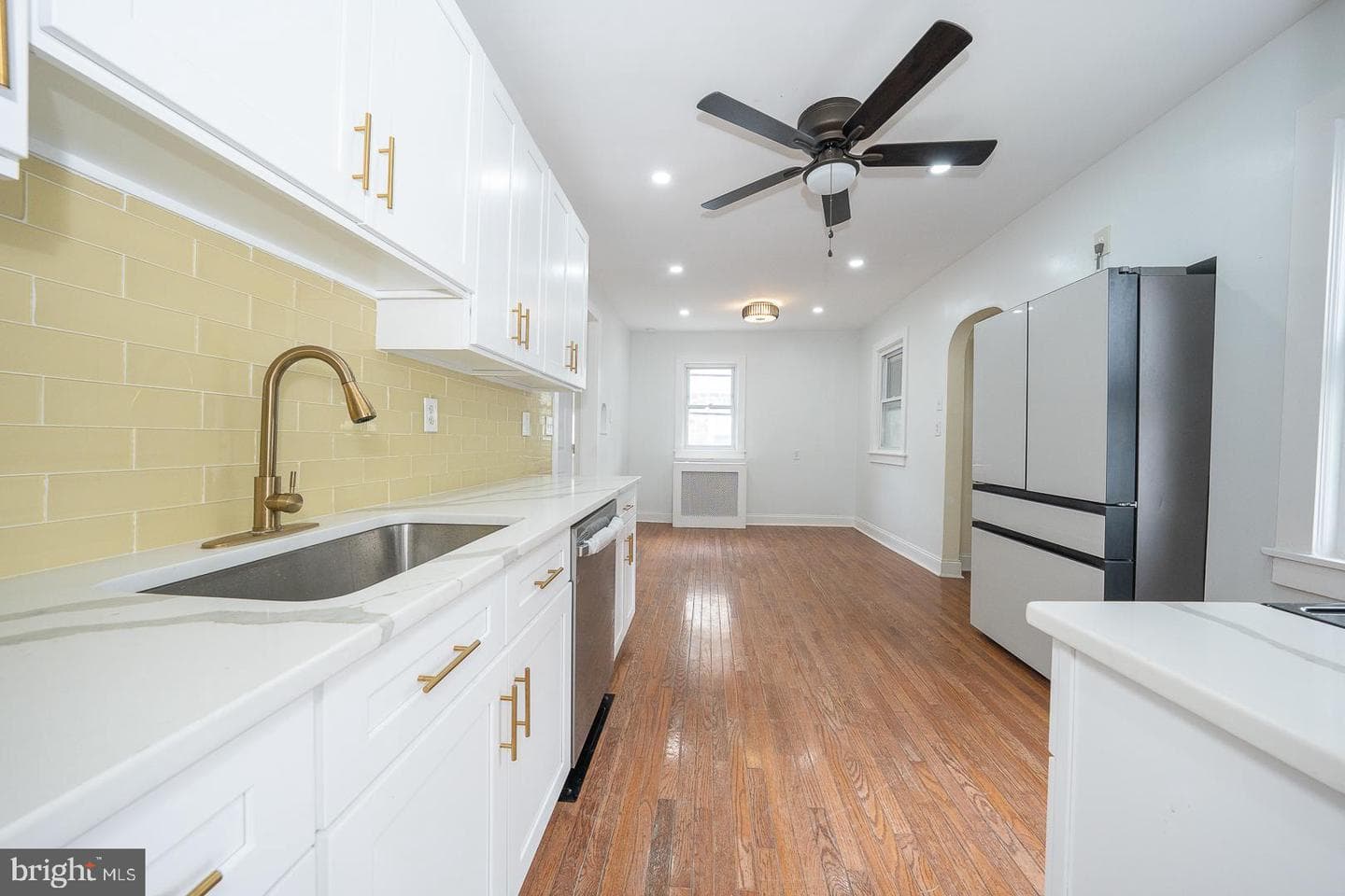 3638 Rosemont Avenue photo 22
