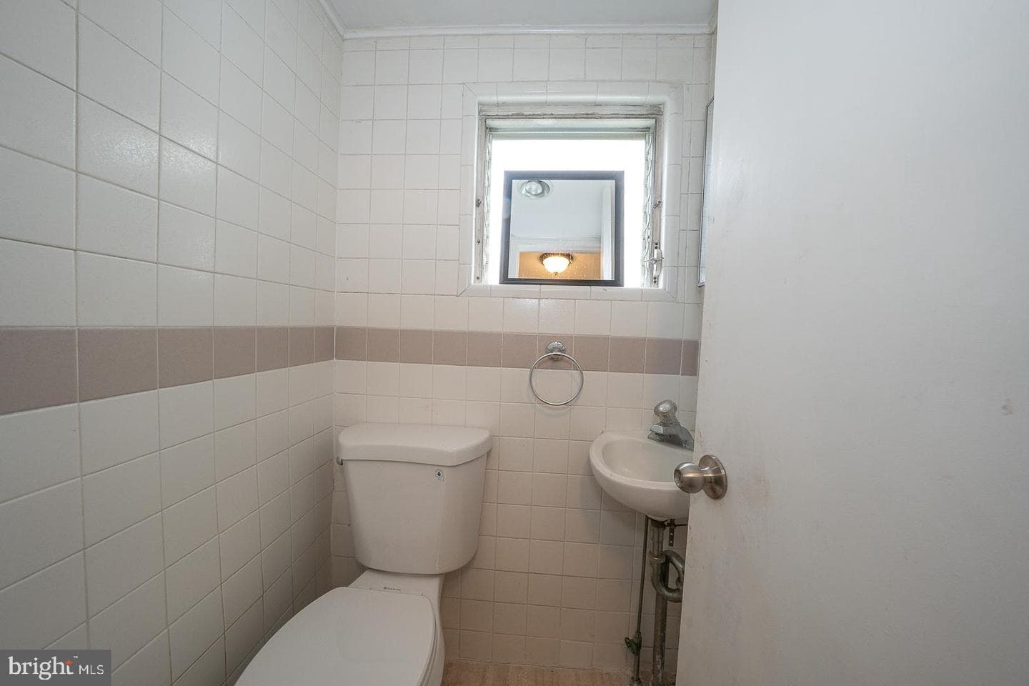 3638 Rosemont Avenue photo 28