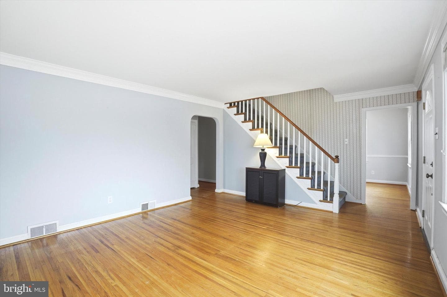 544 Lawrence Road photo 3
