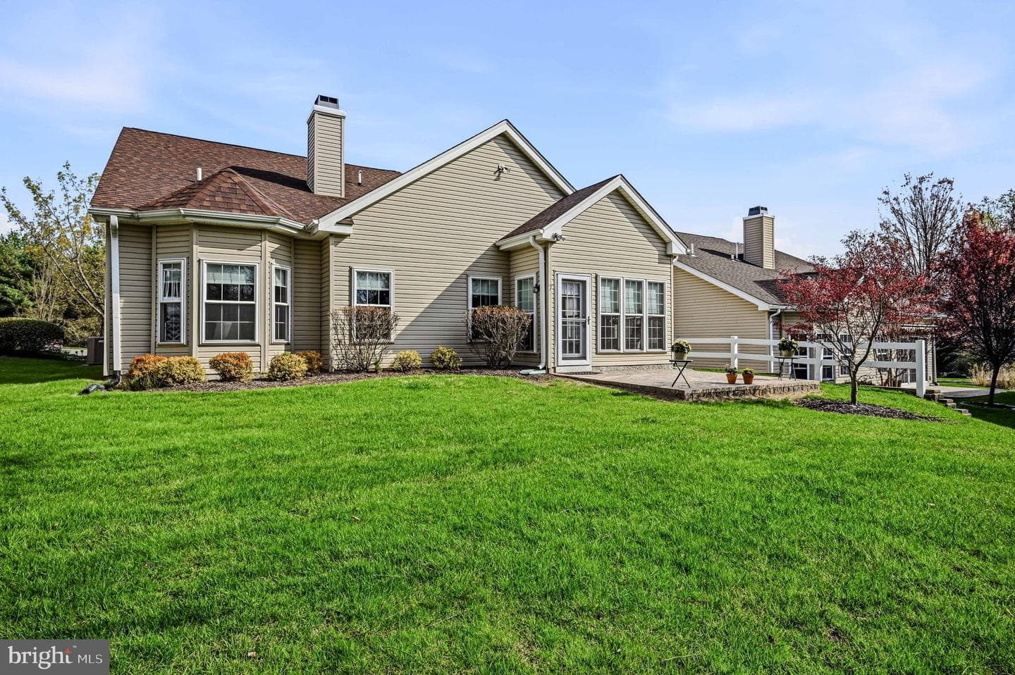 8 Irwin Drive photo 30