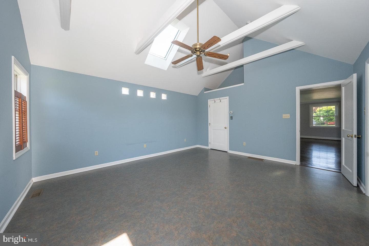 306 Sedgewood Road photo 17