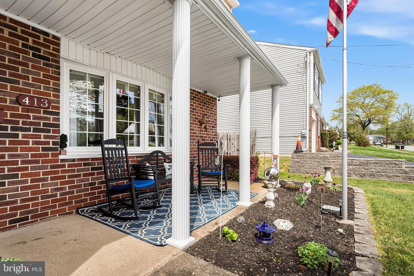 413 Camelot Drive photo 3