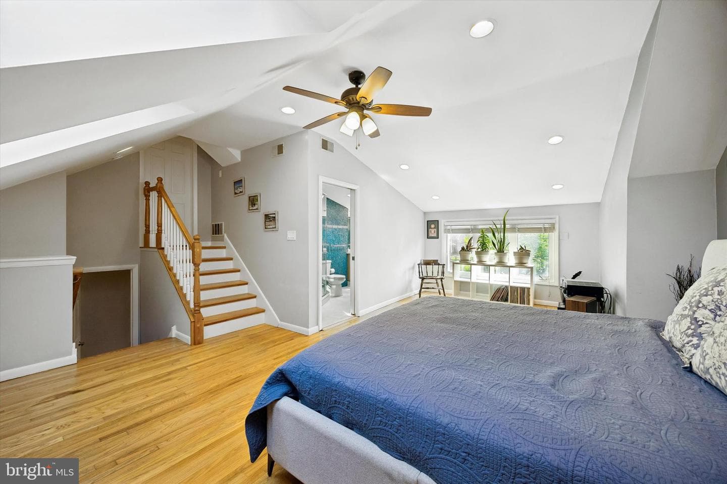 532 Bryn Mawr Avenue photo 15