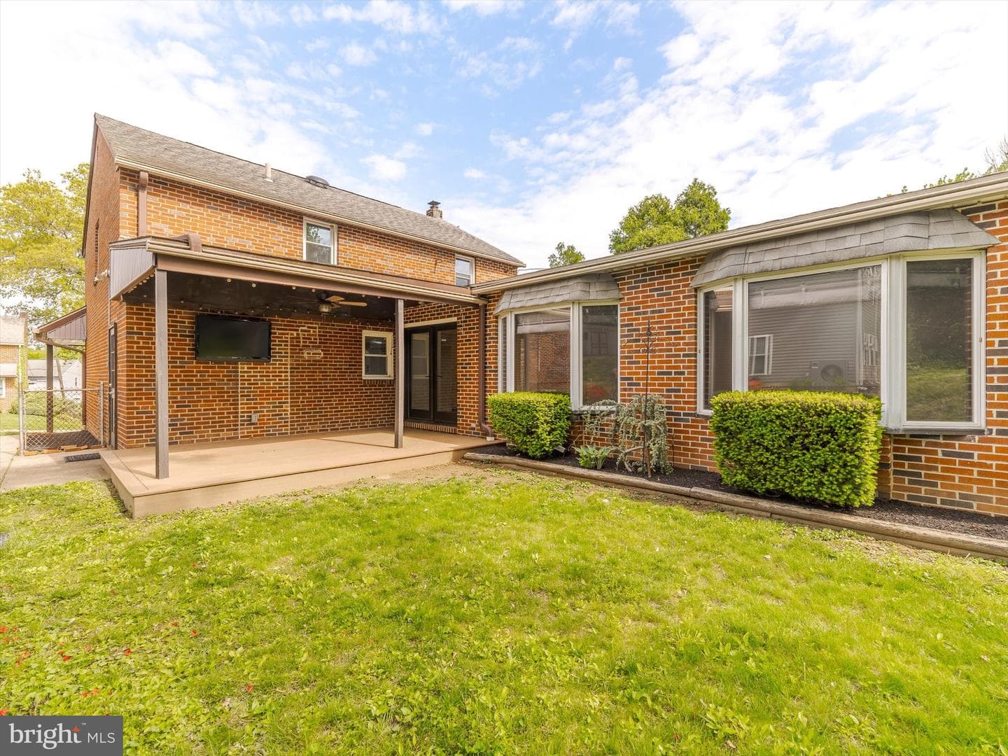 289 Friendship Road photo 4