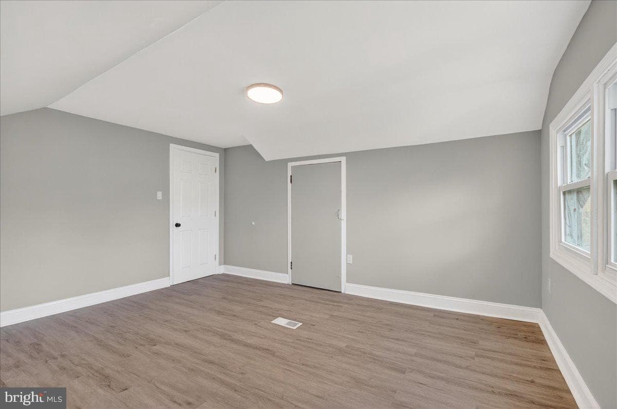 538 Pershing Avenue photo 21