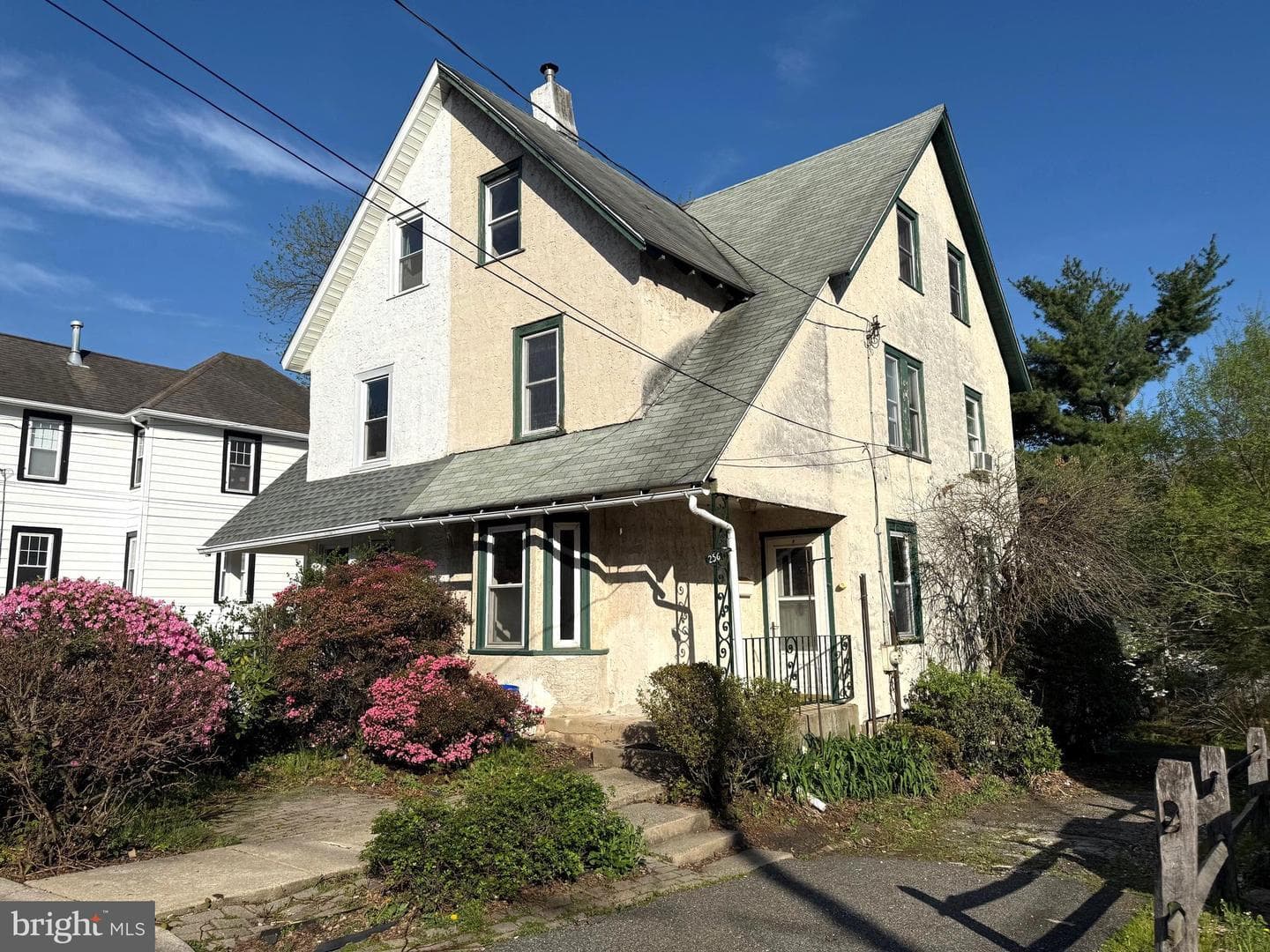 256 N Aberdeen Avenue photo 1