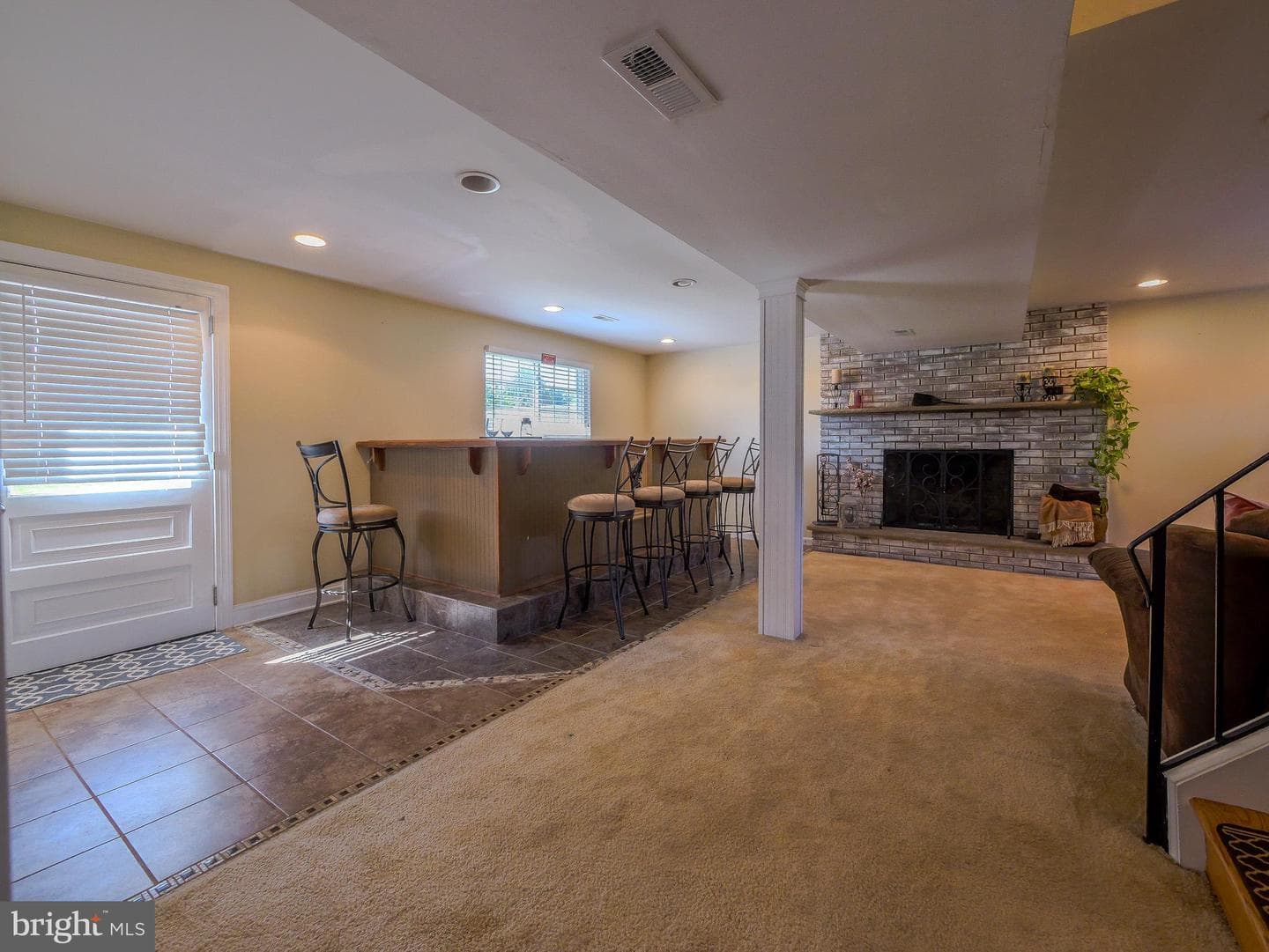 700 Cotton Lane photo 23