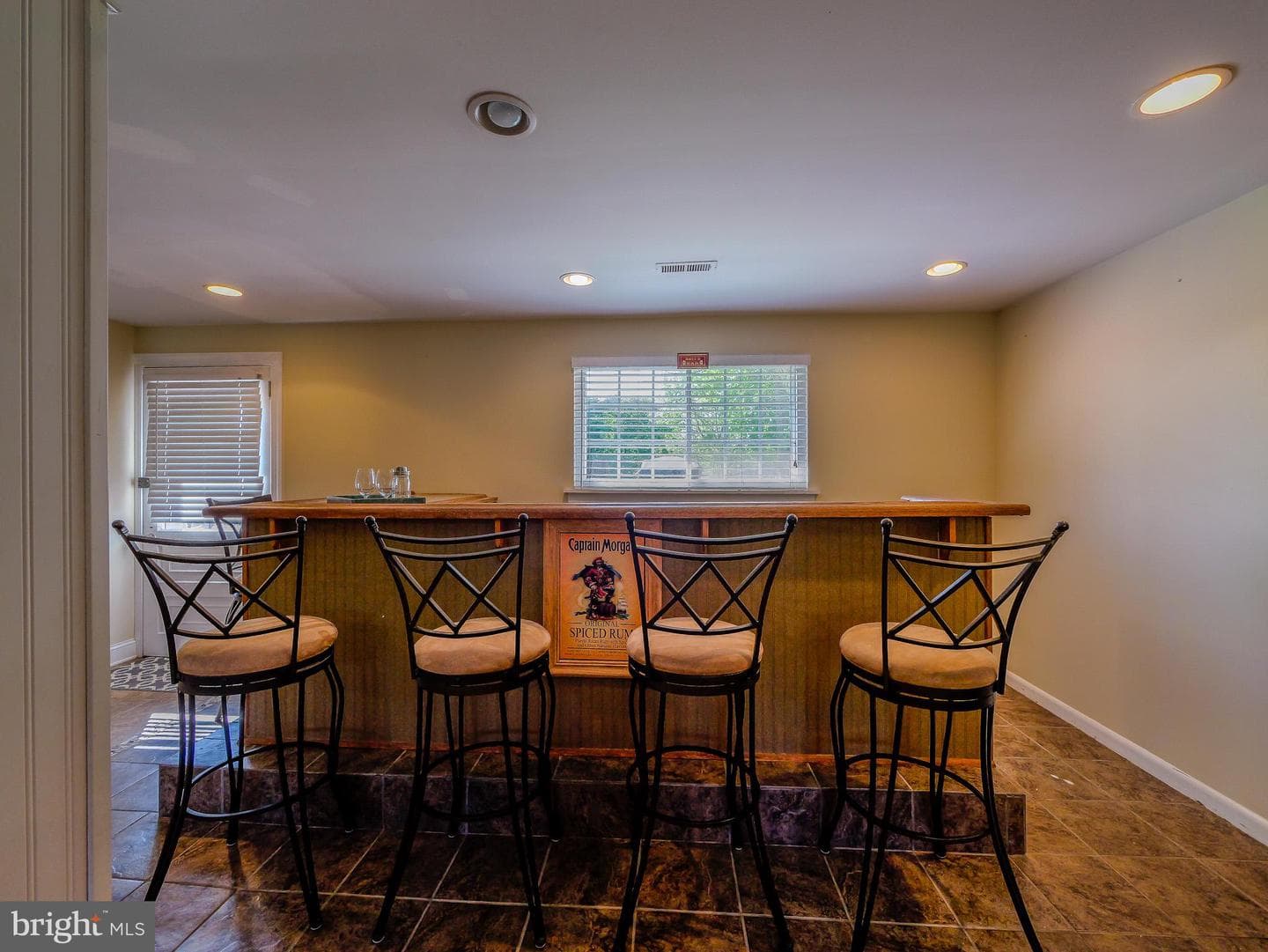 700 Cotton Lane photo 25