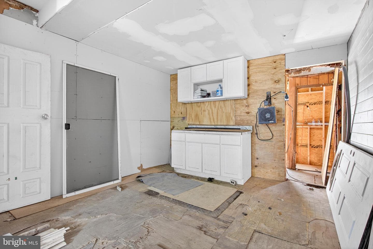 1141 Thomas Street photo 12