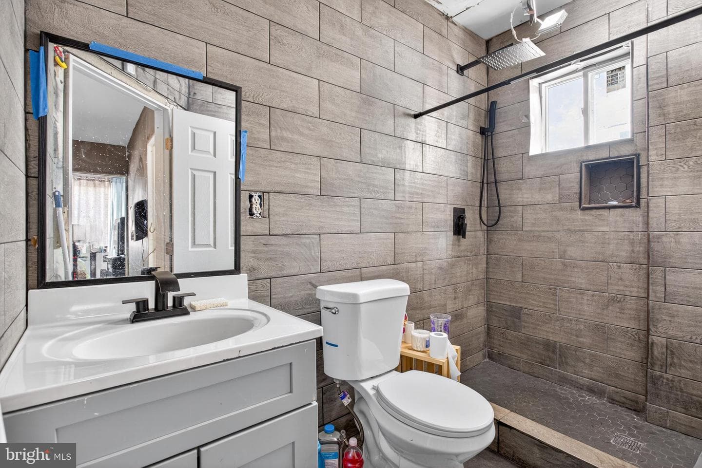1141 Thomas Street photo 16