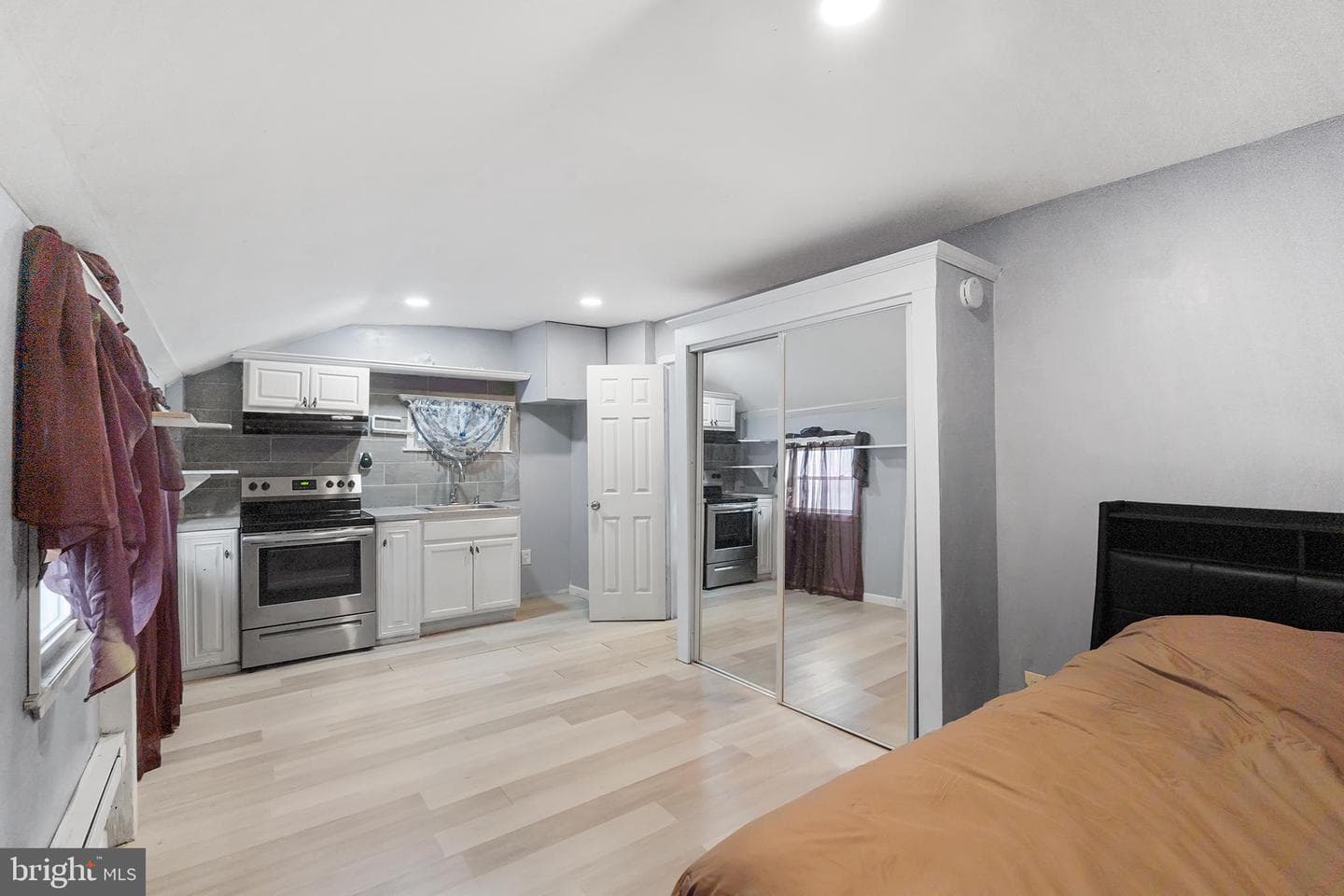 3 Beverly Avenue photo 36