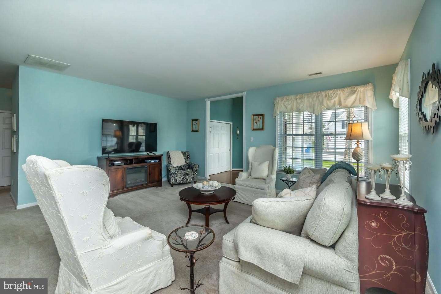 1737 Wisteria Way photo 10