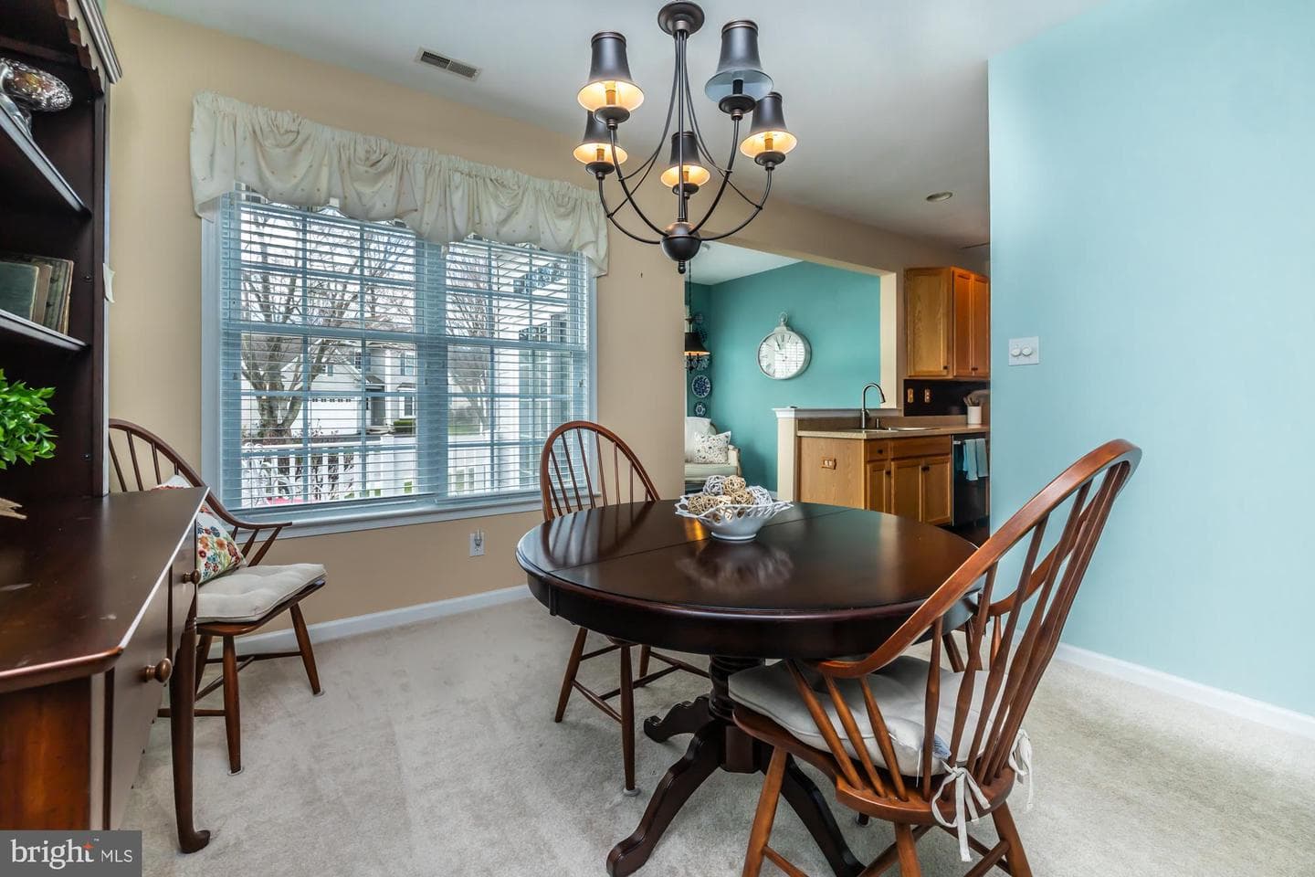 1737 Wisteria Way photo 13