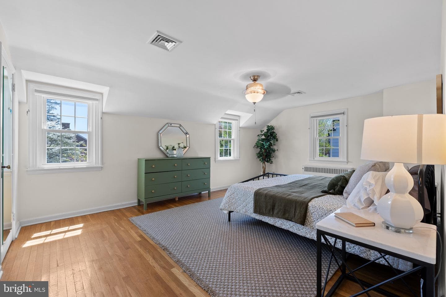 508 Devon Road photo 18