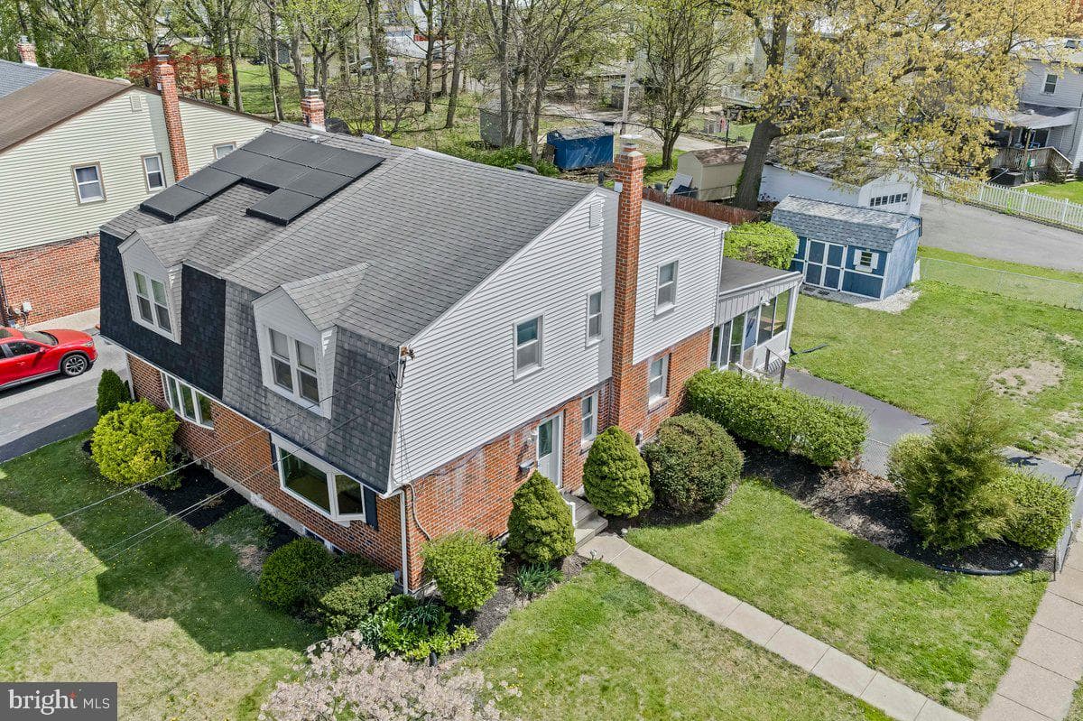 1016 7th Avenue photo 35
