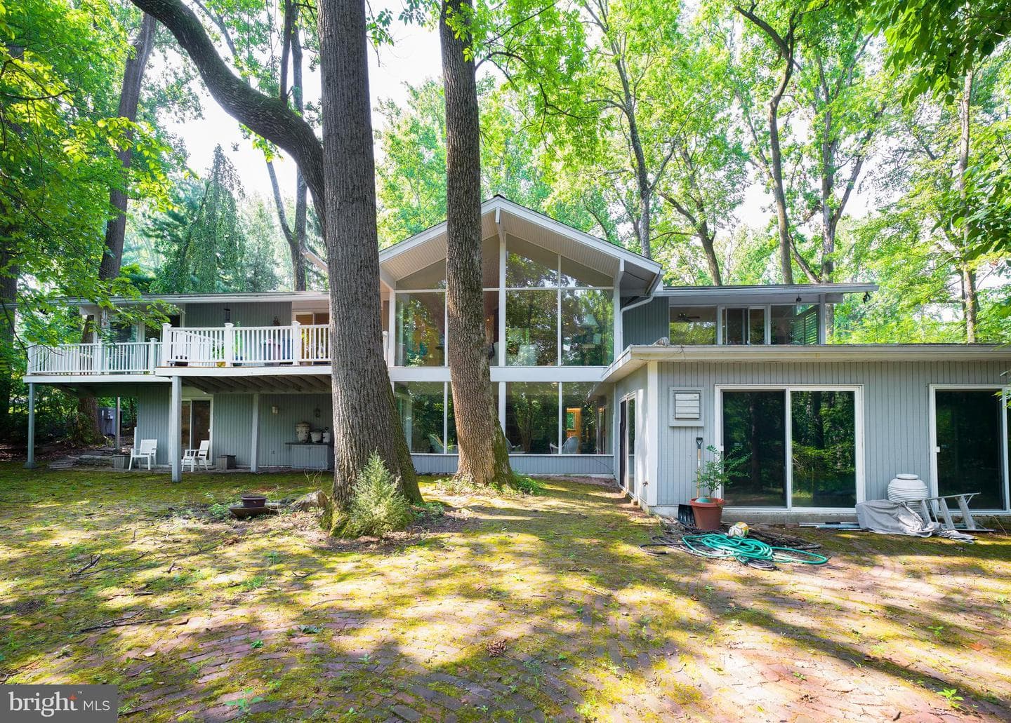 310 Jeffrey Lane photo 4
