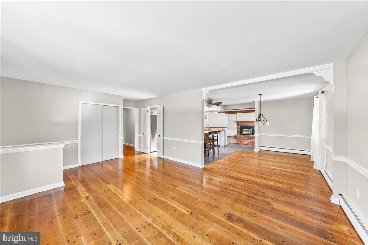 225 Chestnut Street photo 8