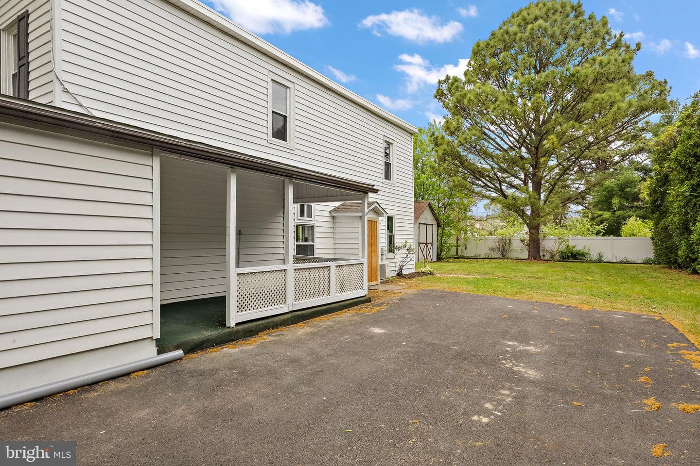 73 Aka 2170 Bridgewater Road photo 3