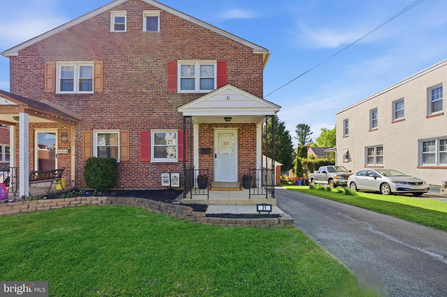 31 W Marthart Avenue photo 2