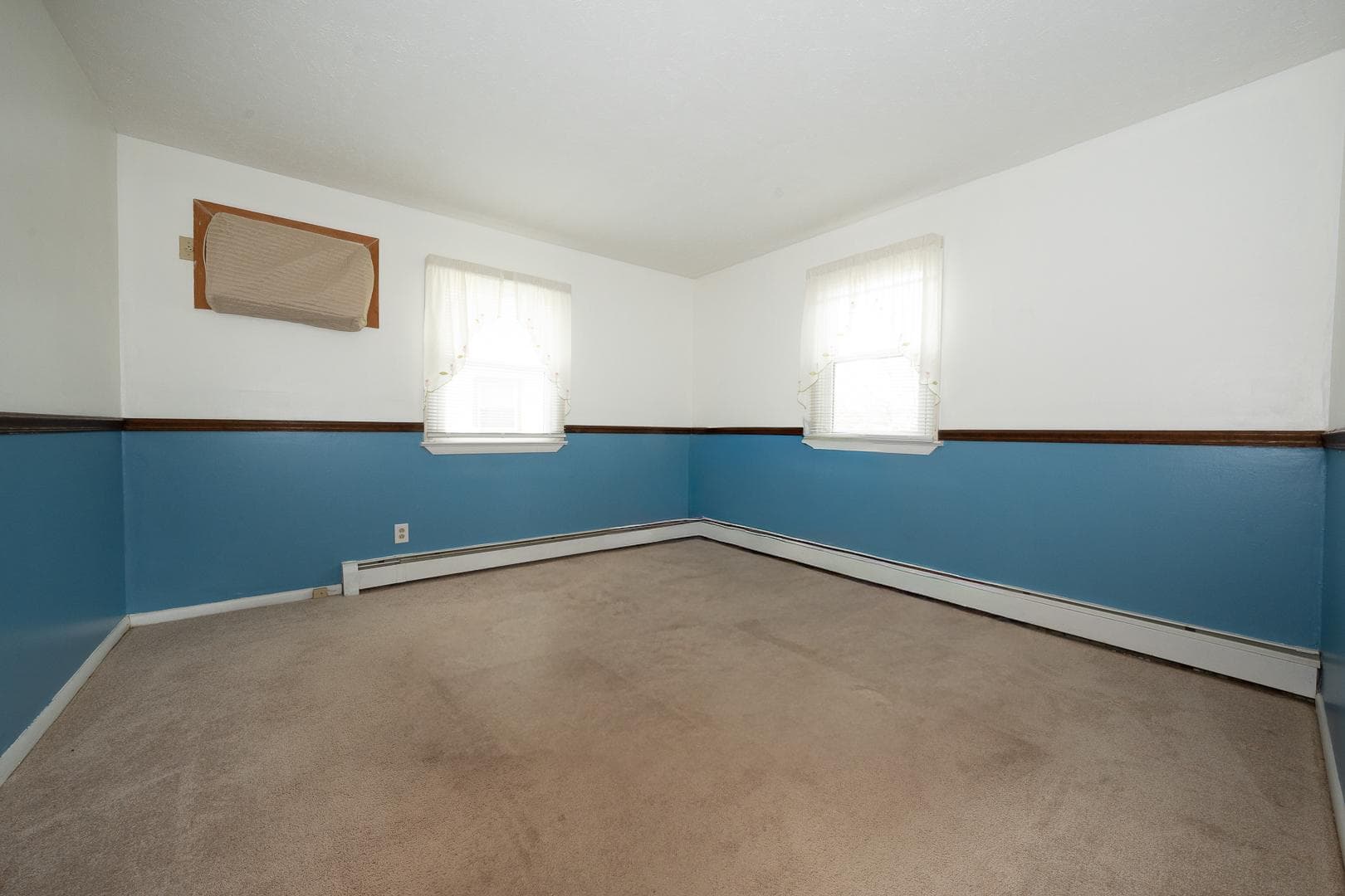 2815 Armstrong Avenue photo 9