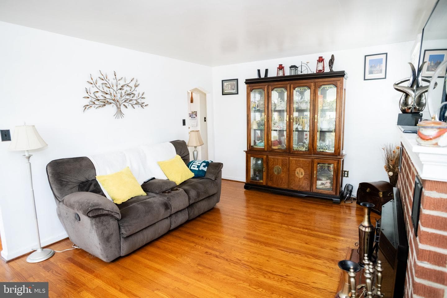 733 Eggleston photo 11