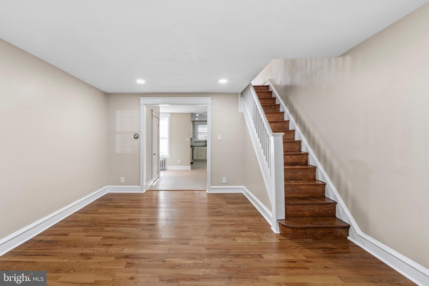 438 Glendale Road photo 11