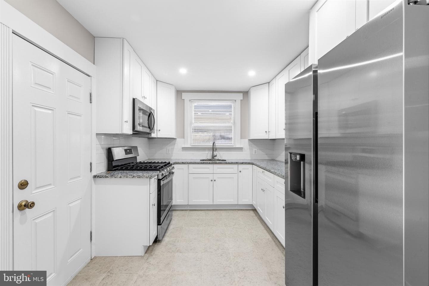 438 Glendale Road photo 17