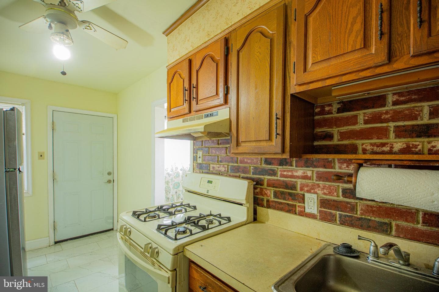 3228 Tom Sweeney Dr photo 10
