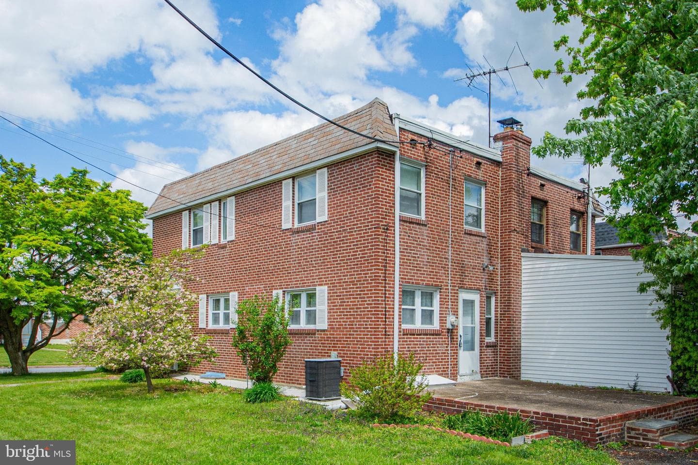 3228 Tom Sweeney Dr photo 4