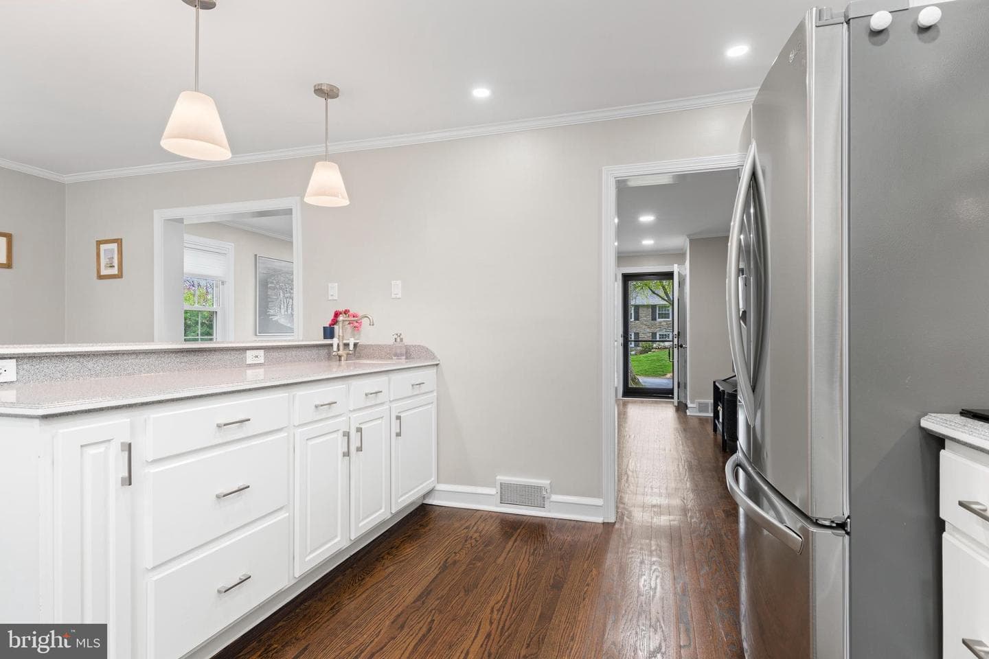 108 Canterbury Drive photo 10