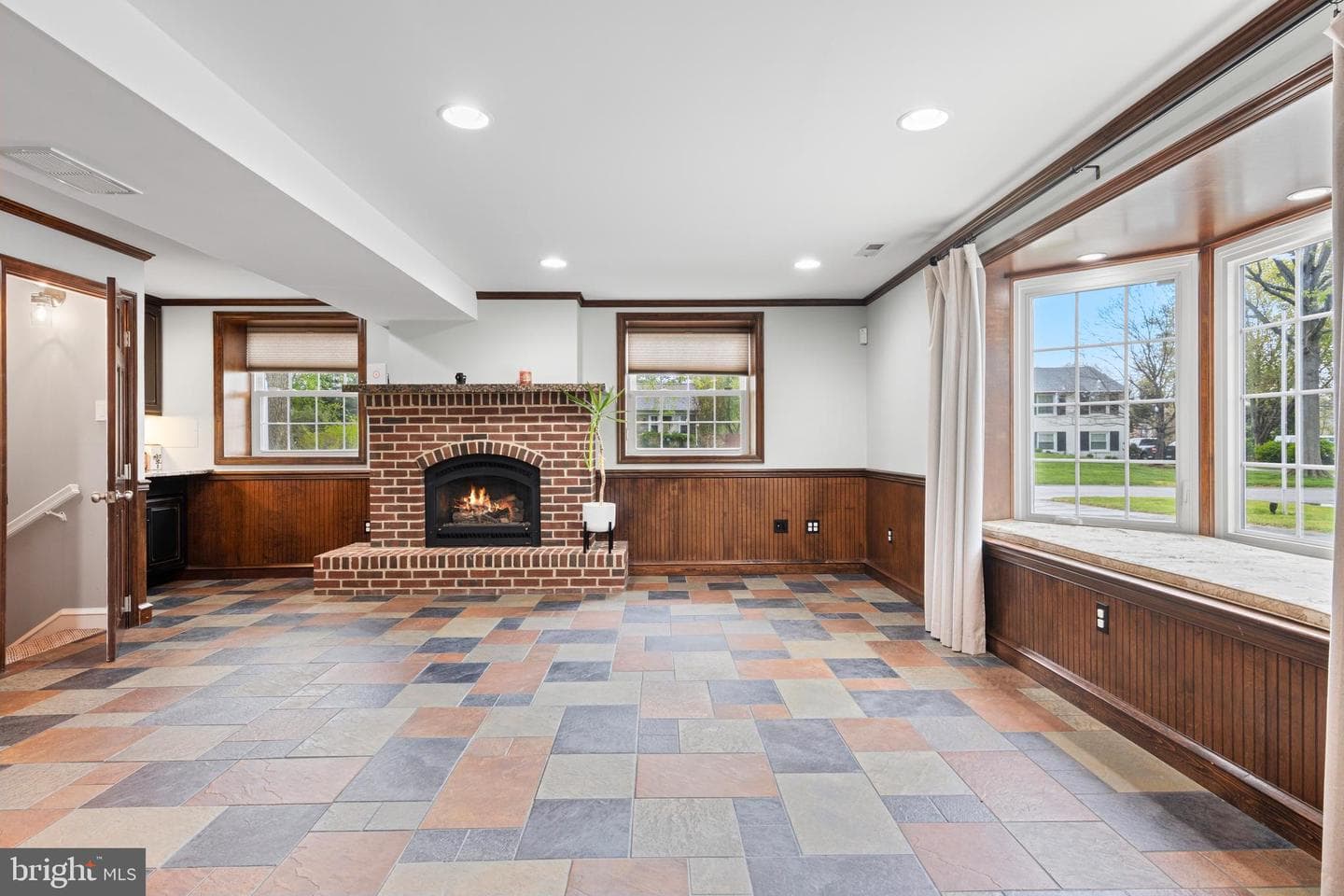 108 Canterbury Drive photo 12