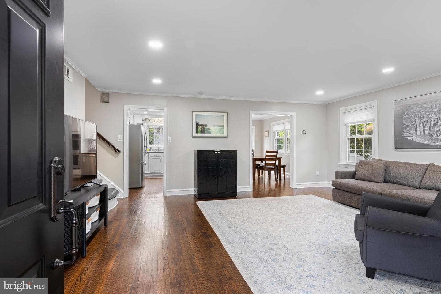 108 Canterbury Drive photo 6