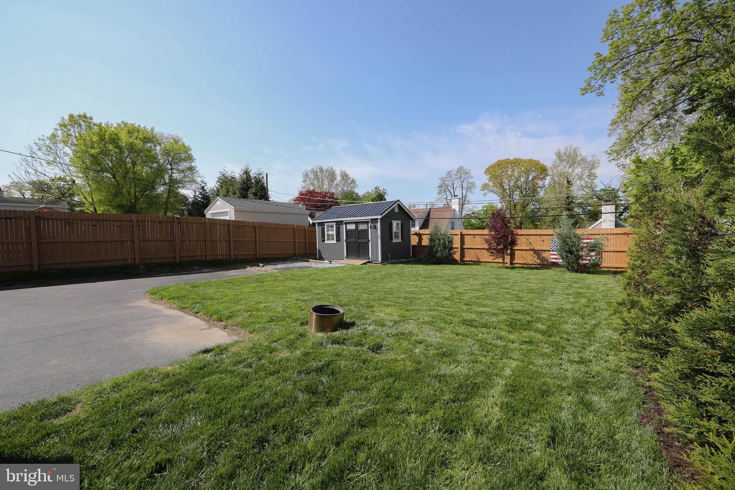 1028 N Providence Road photo 40