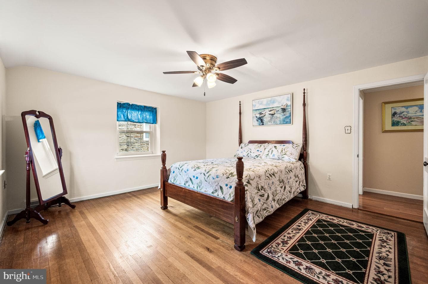 481 Maplewood Road photo 16