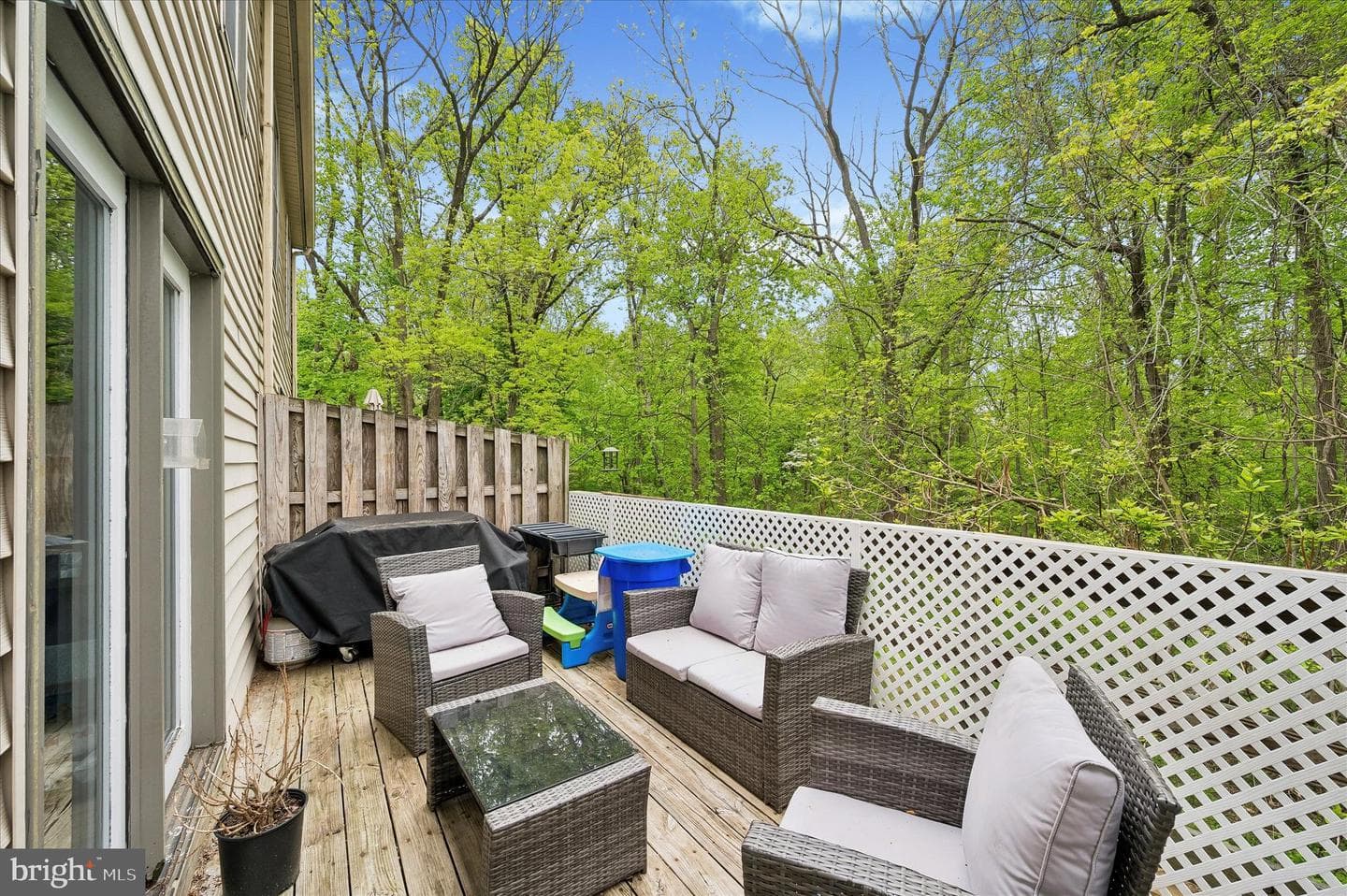 87 Talbot Court photo 15