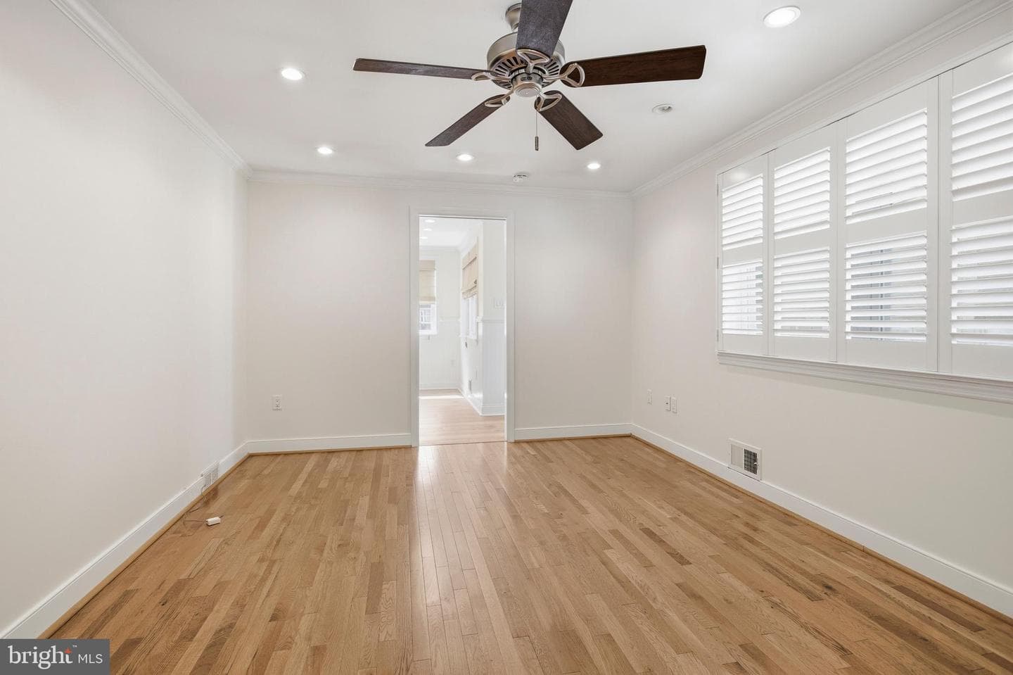 418 Colonial Park Drive photo 14