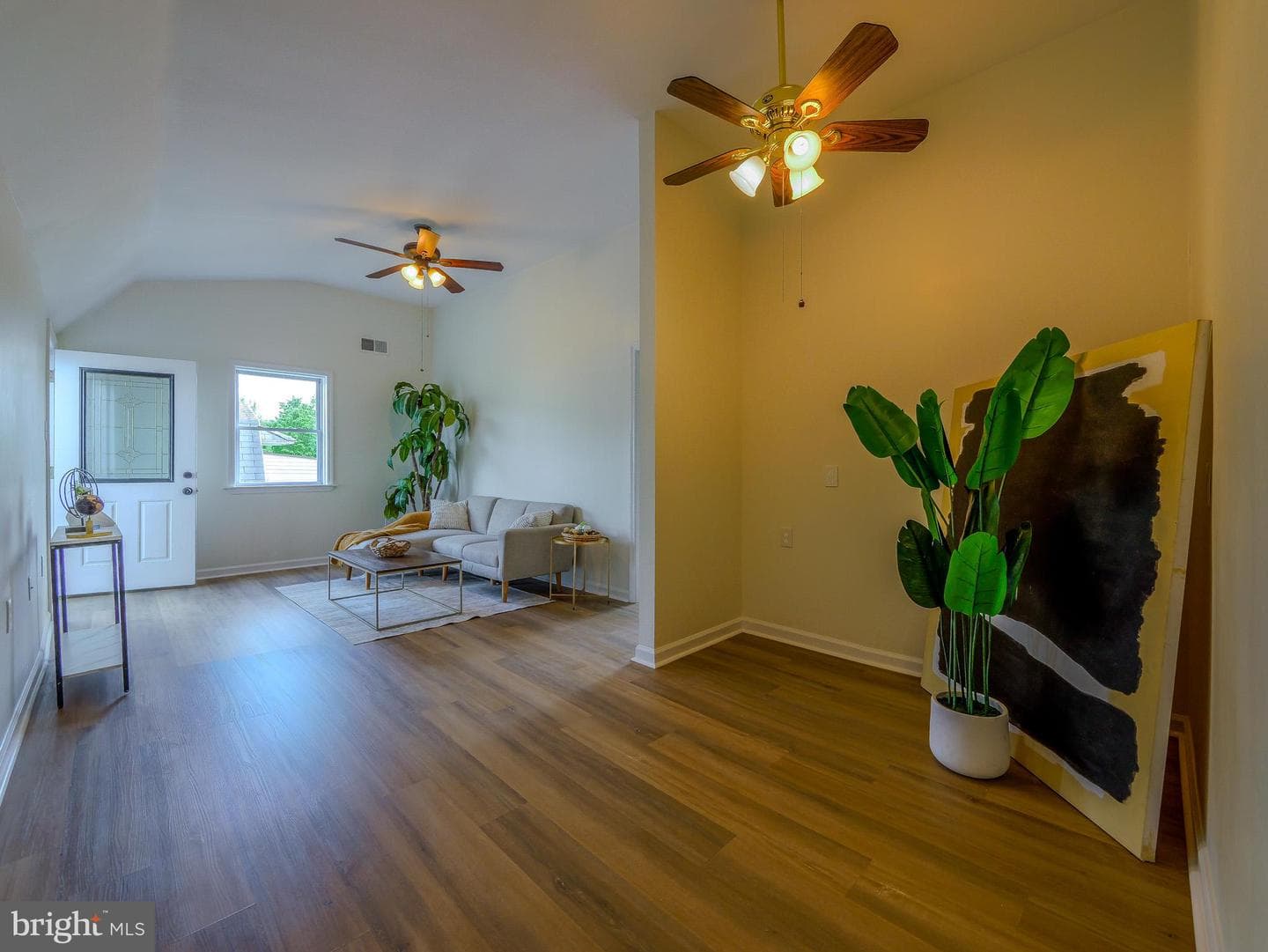 4828 Greenwood Street photo 20