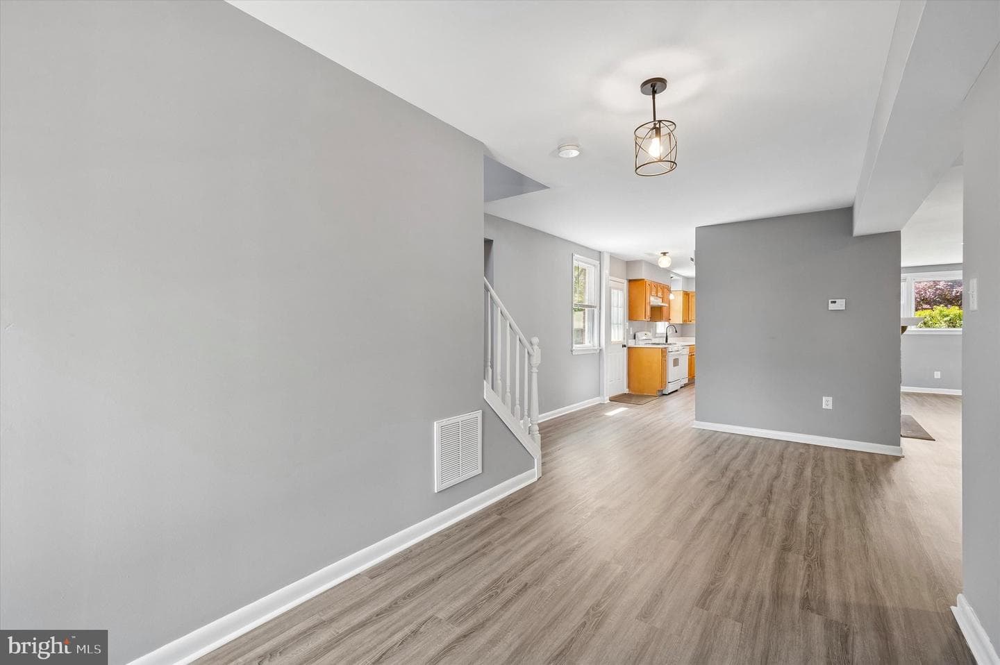 2211 Dickens Lane photo 14