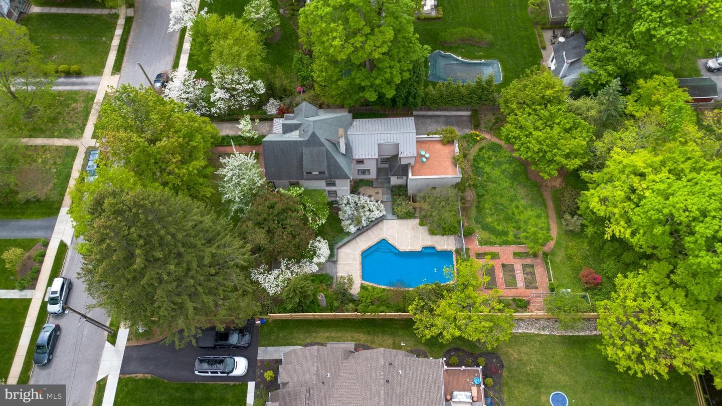 404 Oak Lane photo 60