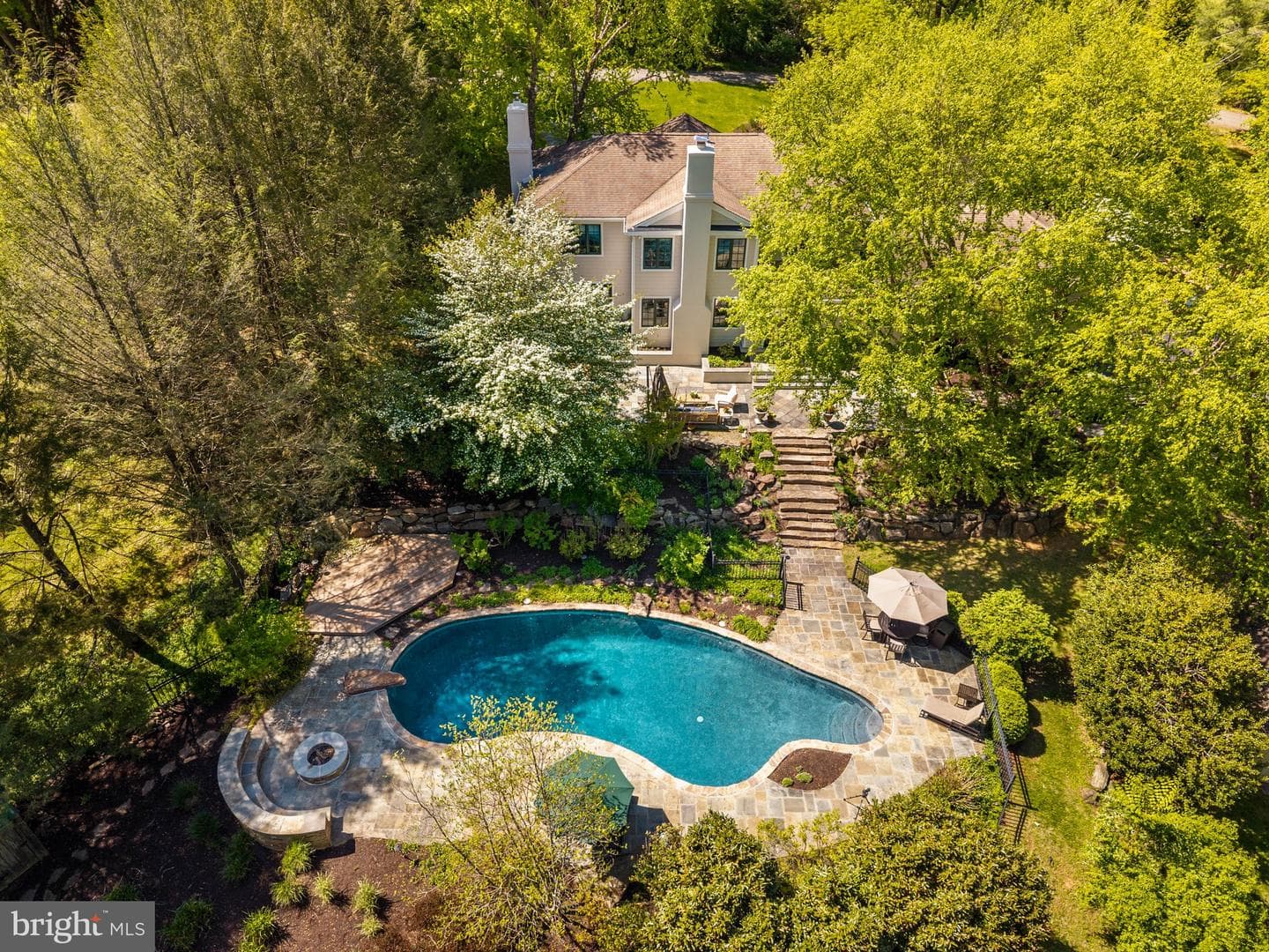 471 Bishop Hollow Road photo 4