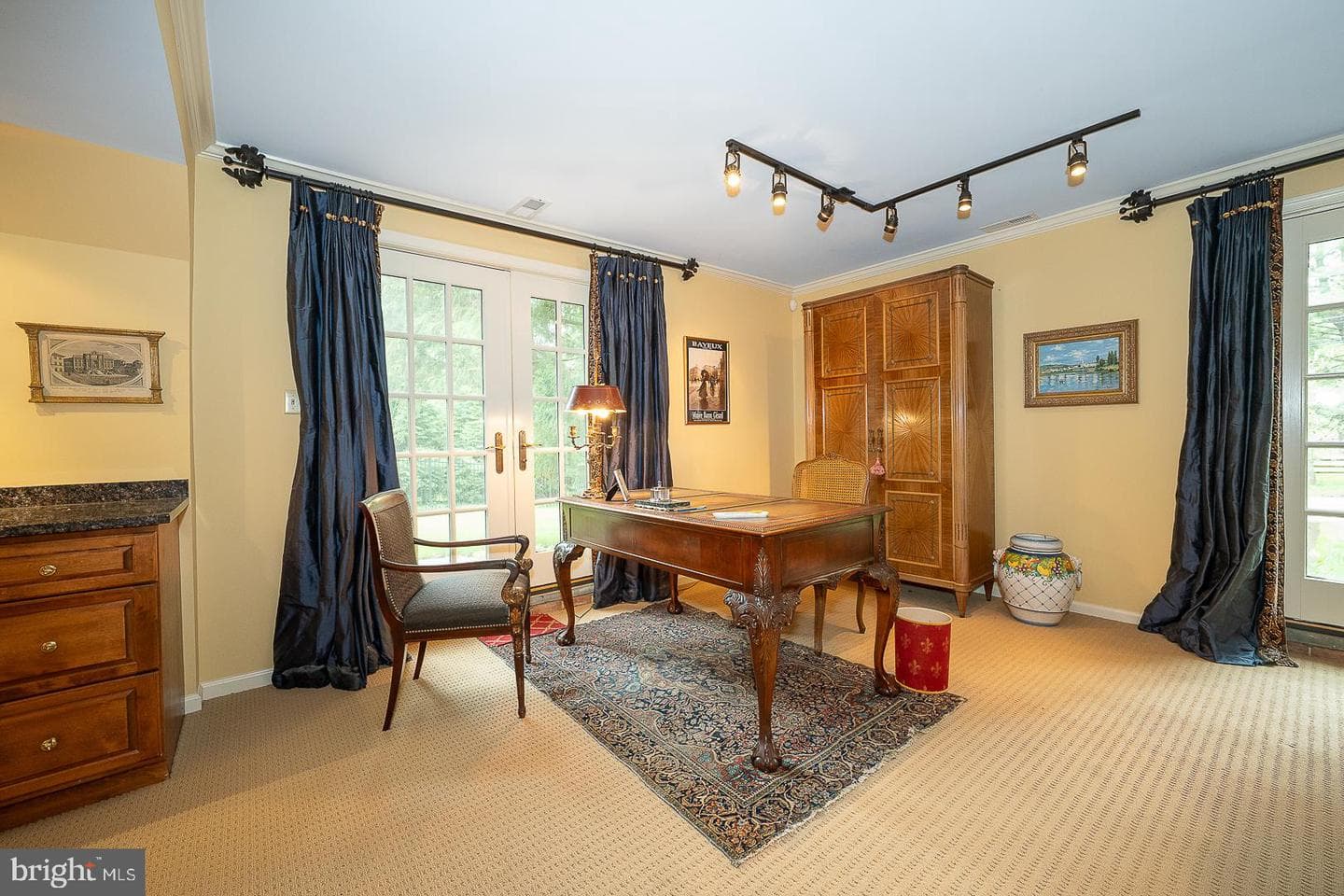 160 Abrahams Lane photo 34