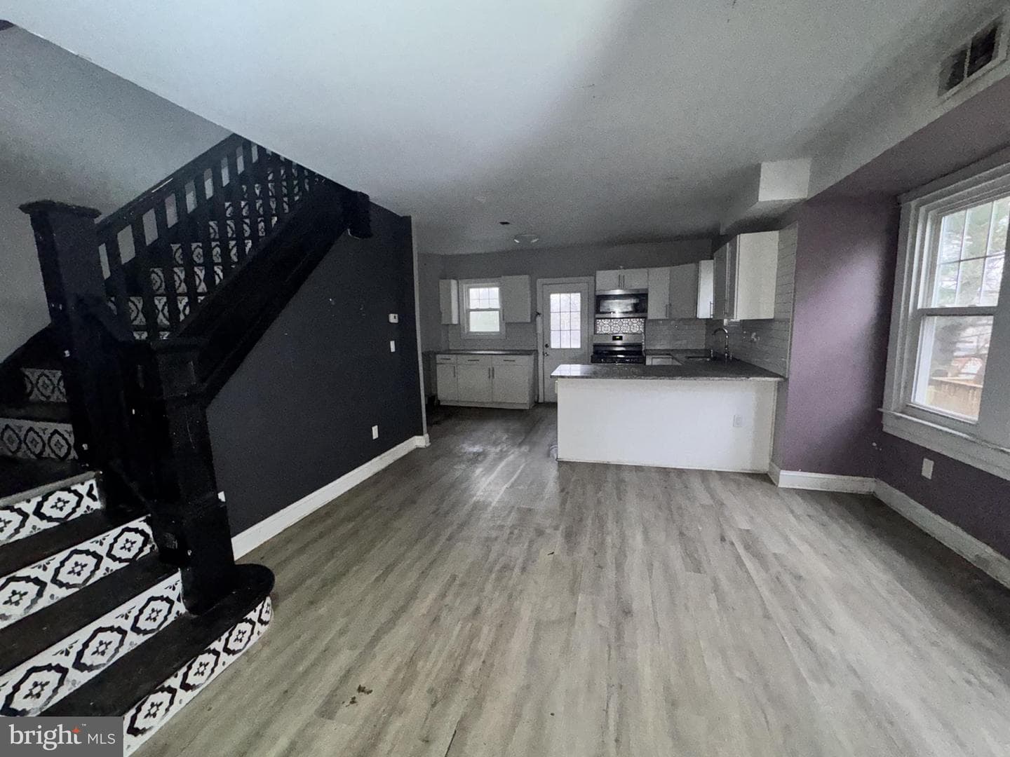 215 Seminole Avenue photo 9