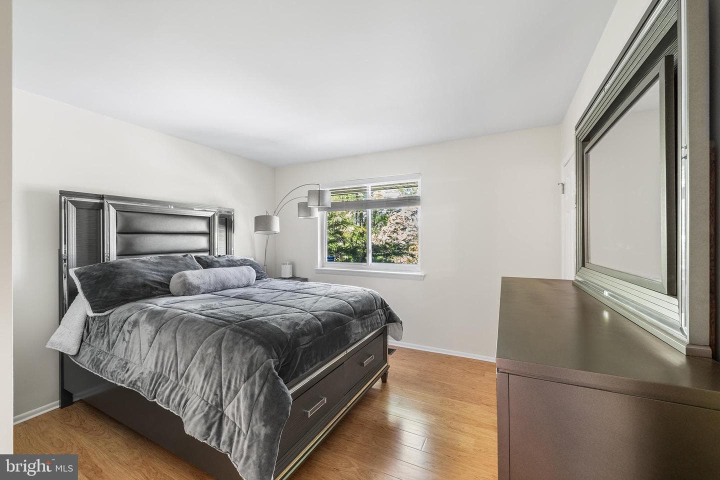 700 Ardmore Avenue #510 photo 23