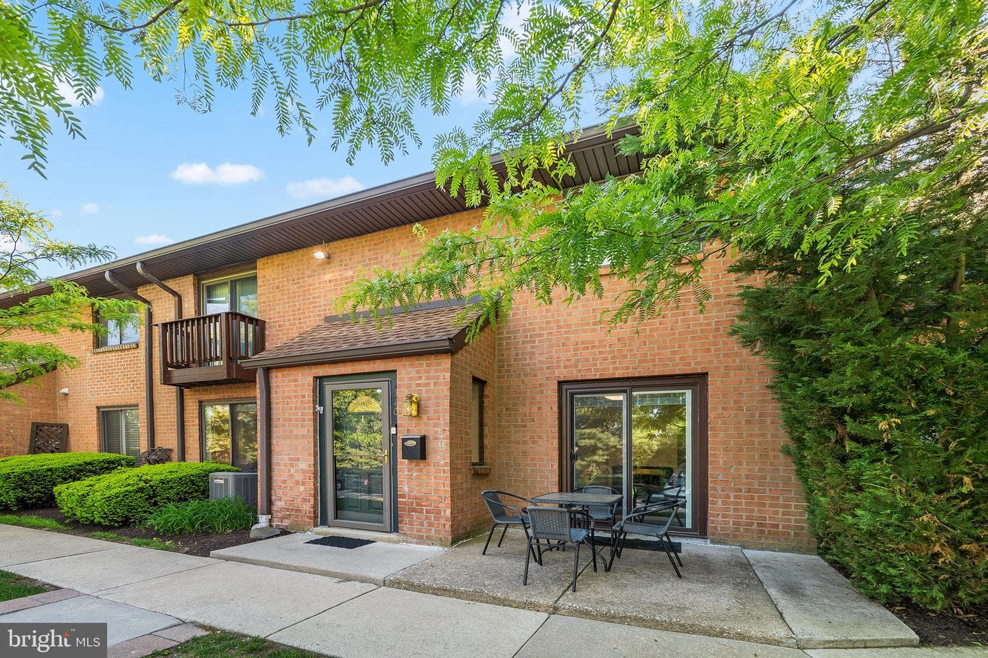 700 Ardmore Avenue #510 photo 3