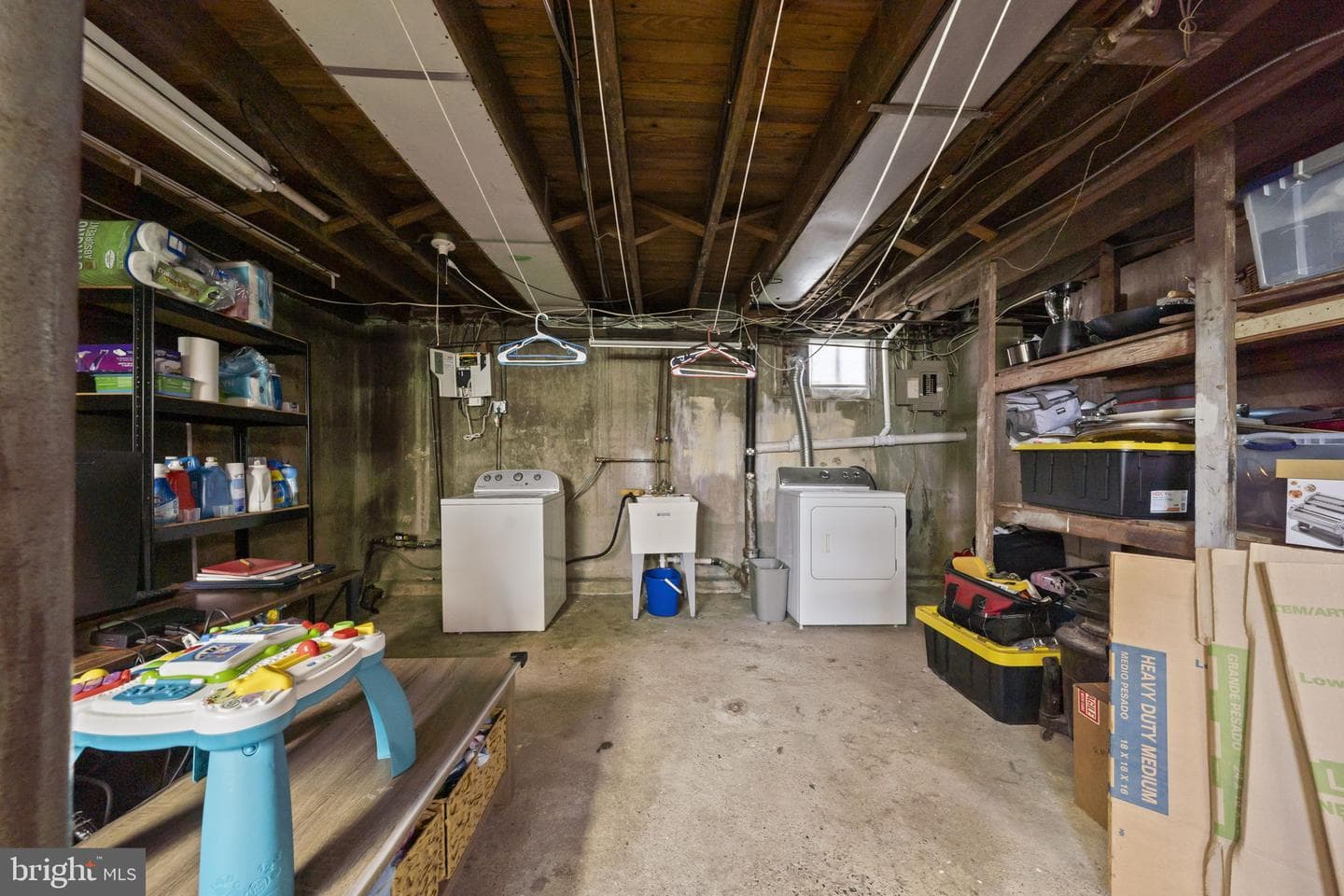 605 Circle Terrace photo 25